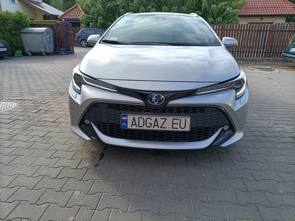 Nowa Toyota Corolla 2021 Hybrid na gaz
