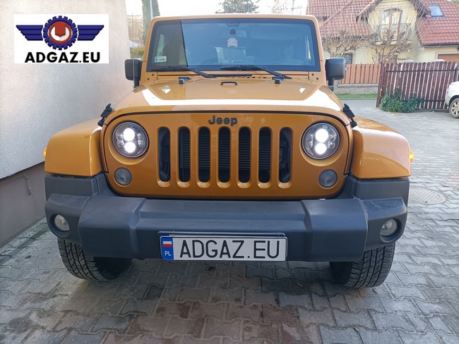 Jeep Wrangler Sahara na gaz Warszawa