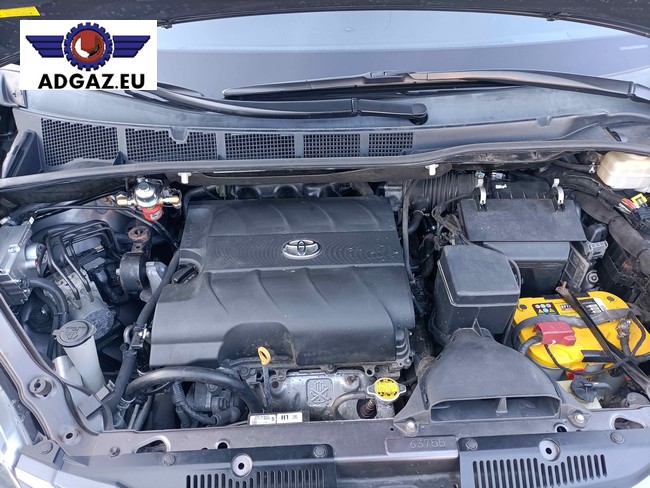 Toyota Sienna 3,5 V6 zbiornik 70L, instalacja BRC