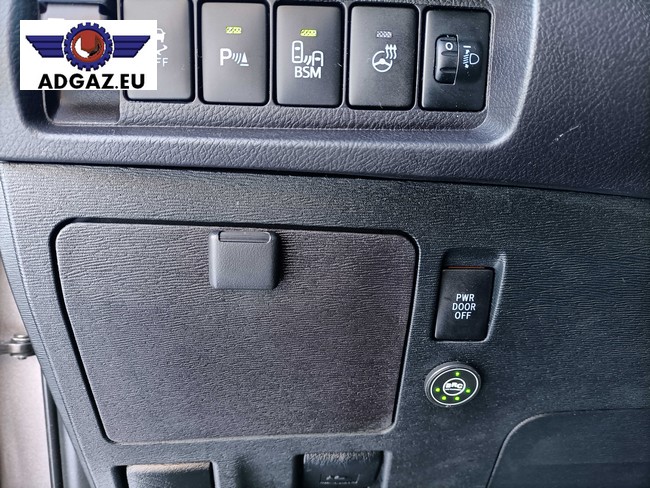 Toyota Sienna 3,5 V6 zbiornik 70L, instalacja BRC