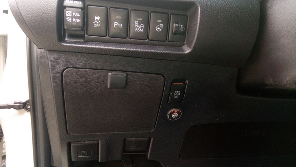 Toyota Sienna 2017r auto gaz